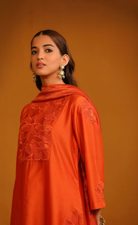 Nafeesa Applique Suit Set - Orange