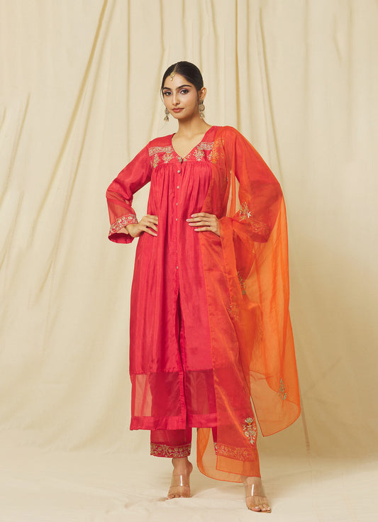 Red Zeenat Set