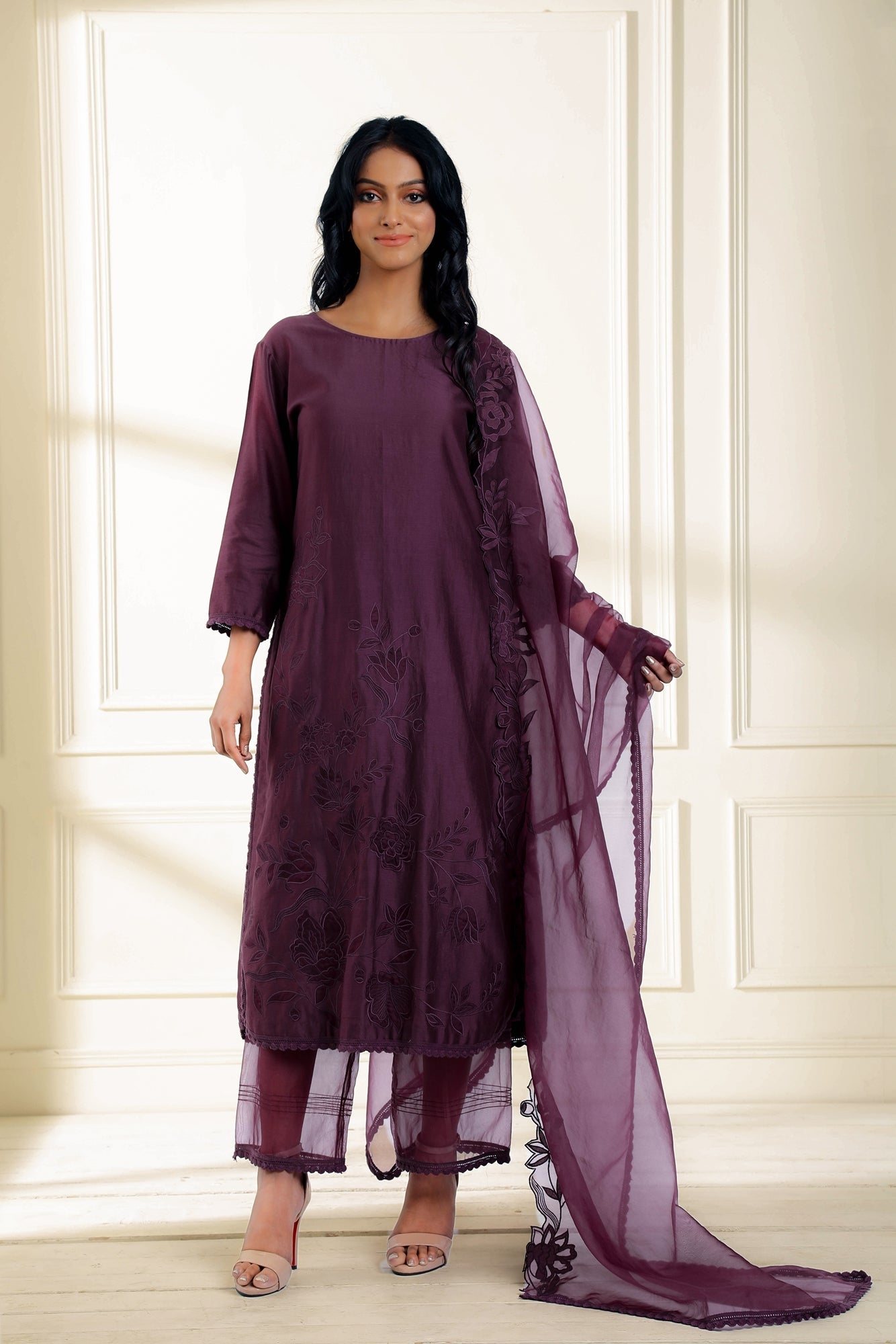 Plum Gul Applique Suit Set