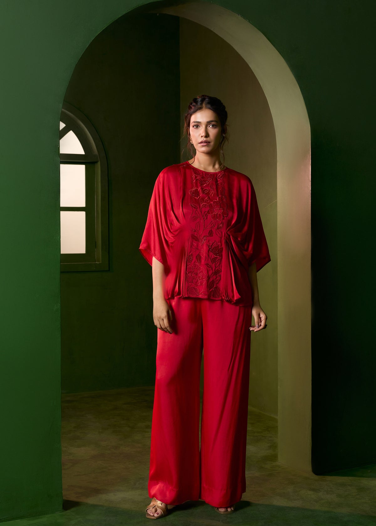 Isla Applique Coord set- Red