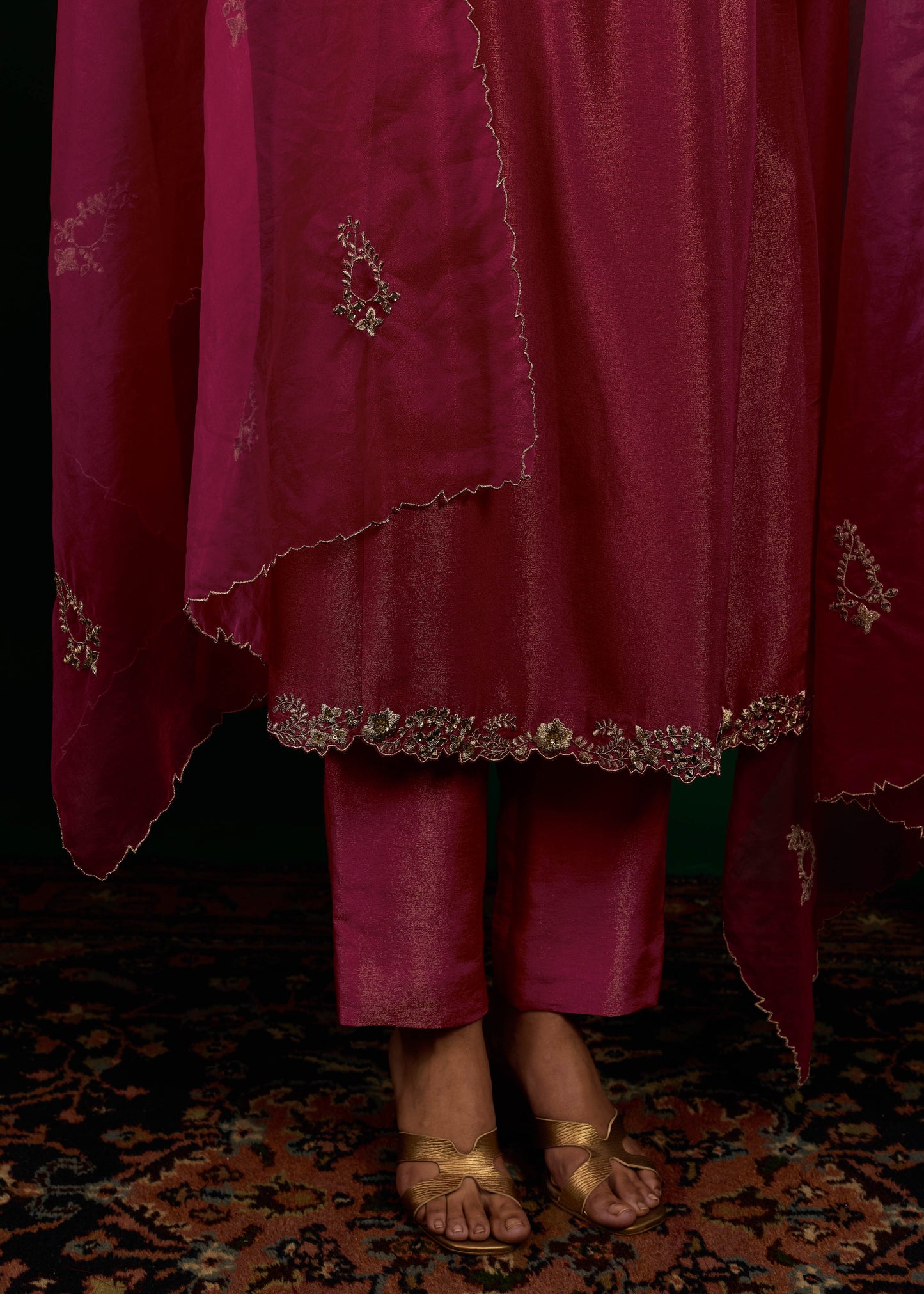 Taraani Kurta Set - Hot Pink