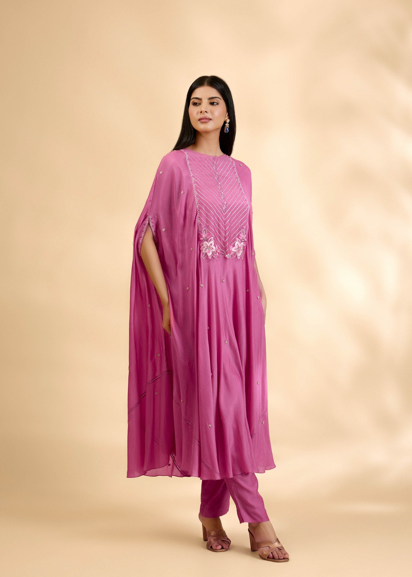 Gulabi Sitara Anarkali Set