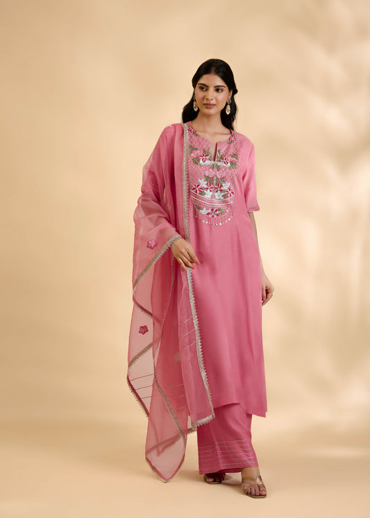 Surkhi Kaashi Kurta Set